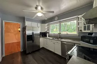45 Clover Hill Dr, Poughkeepsie, NY 12603 - Photo 13