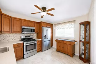 39 Superior St, Port Jefferson Station, NY 11776 - Photo 13