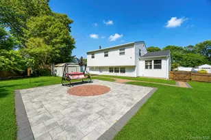 39 Superior St, Port Jefferson Station, NY 11776 - Photo 9