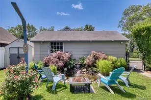 1227 Roanoke Ave, Riverhead, NY 11901 - Photo 5