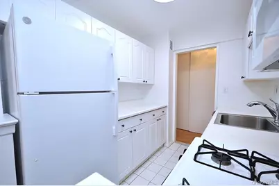 111 E Hartsdale Avenue #3D, Hartsdale, NY 10530 - Photo 15