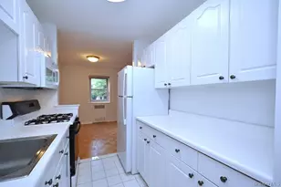111 E Hartsdale Ave, Hartsdale, NY 10530 - Photo 13