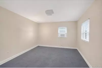 2544 Lurting Avenue, Bronx, NY 10469 - Photo 29