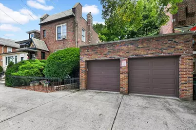 2544 Lurting Avenue, Bronx, NY 10469 - Photo 3