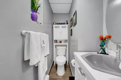 2544 Lurting Avenue, Bronx, NY 10469 - Photo 13