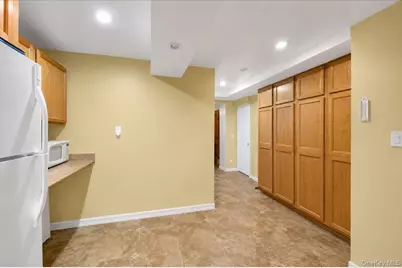 2544 Lurting Avenue, Bronx, NY 10469 - Photo 33