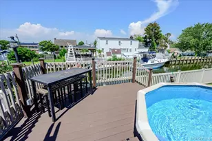 3897 Darby Ln, Seaford, NY 11783 - Photo 29