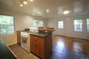7 Bridge St, Beacon, NY 12508 - Photo 3