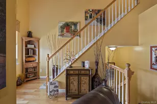 421 Autumn Dr, East Meadow, NY 11554 - Photo 19