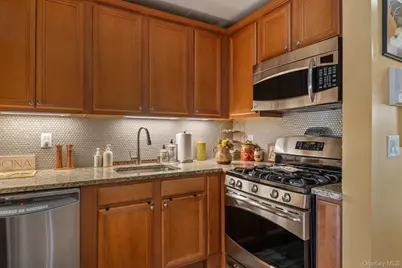 421 Autumn Drive, East Meadow, NY 11554 - Photo 11
