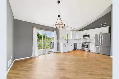 45 Willow Street, Aquebogue, NY 11901 - Photo 7