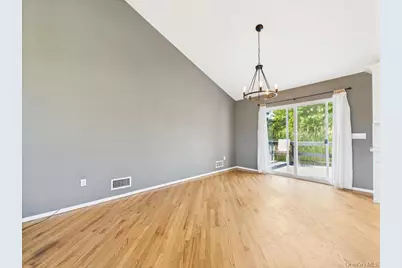 45 Willow Street, Aquebogue, NY 11901 - Photo 11