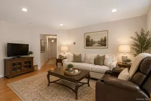100 Woodcrest Ln, Mount Kisco, NY 10549 - Photo 5