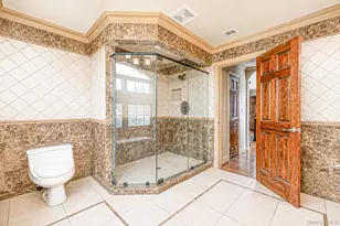 4 Teamster Ln, Levittown, NY 11756 - Photo 11