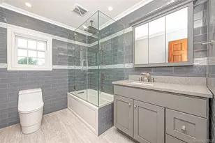 4 Teamster Ln, Levittown, NY 11756 - Photo 13
