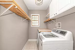 4 Teamster Ln, Levittown, NY 11756 - Photo 19