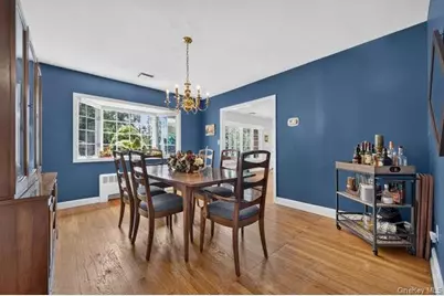 4 Woodleaf Court, Cold Spring Harbor, NY 11724 - Photo 7