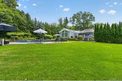 4 Woodleaf Court, Cold Spring Harbor, NY 11724 - Photo 23