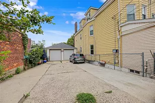 1913 Bogart Ave, Bronx, NY 10462 - Photo 3