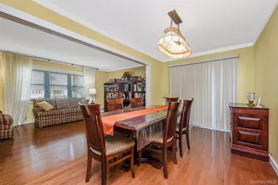 82 Herman Avenue, North Babylon, NY 11703 - Photo 5