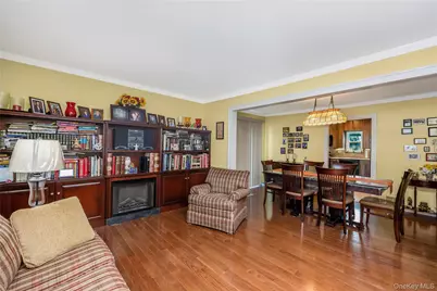 82 Herman Avenue, North Babylon, NY 11703 - Photo 11