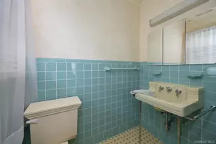46 Barnard Ave, Poughkeepsie, NY 12601 - Photo 17