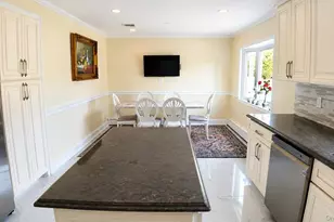108 Burr Rd, East Northport, NY 11731 - Photo 11