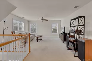 158 Stoneleigh Dr, Riverhead, NY 11901 - Photo 15