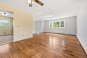 380 Sheridan St, Westbury, NY 11590 - Photo 5