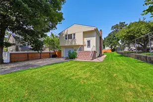 380 Sheridan St, Westbury, NY 11590 - Photo 21