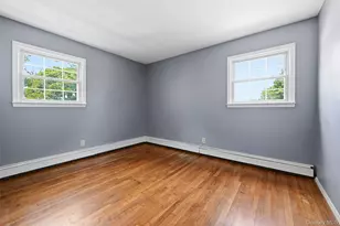 380 Sheridan St, Westbury, NY 11590 - Photo 9