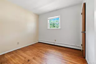 380 Sheridan St, Westbury, NY 11590 - Photo 11