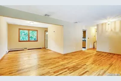 6 Willow Street, Centereach, NY 11720 - Photo 9