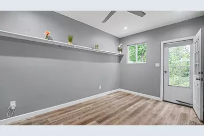 32 Lake Place, Wyandanch, NY 11798 - Photo 19