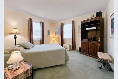 102 Magnolia Drive, Selden, NY 11784 - Photo 11