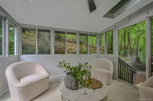 644 Bread and Cheese Hollow Rd, Northport, NY 11768 - Photo 11