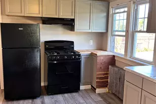 362 Mansion St, Poughkeepsie, NY 12601 - Photo 3