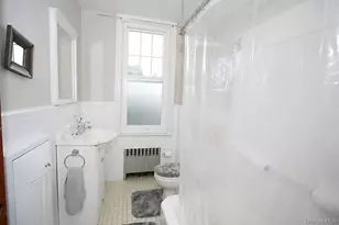 249 Centre Ave, New Rochelle, NY 10805 - Photo 23