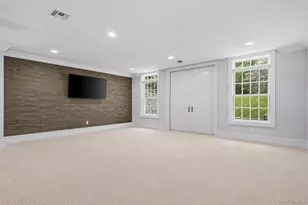 1481 N Country Rd, Wading River, NY 11792 - Photo 35