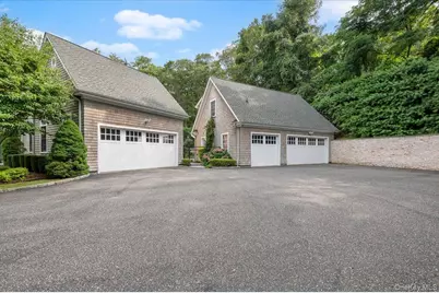 1481 N Country Road, Wading River, NY 11792 - Photo 37