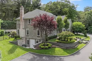1481 N Country Rd, Wading River, NY 11792 - Photo 3