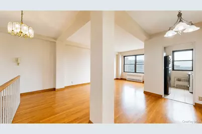 99-05 63rd Dr #7K, Rego Park, NY 11374 - Photo 7