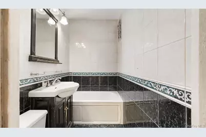99-05 63rd Dr #7K, Rego Park, NY 11374 - Photo 15