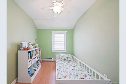 86 Woodycrest Drive, Farmingville, NY 11738 - Photo 15