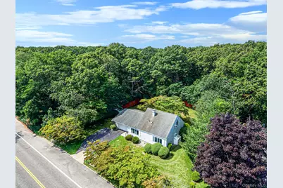 1050 Sipp Avenue, Medford, NY 11763 - Photo 31