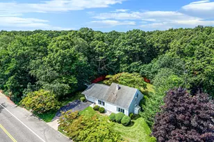 1050 Sipp Ave, Medford, NY 11763 - Photo 31