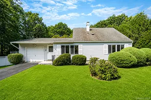 1050 Sipp Ave, Medford, NY 11763 - Photo 3