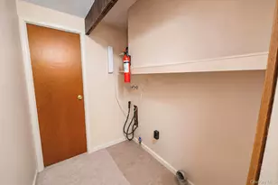 1050 Sipp Ave, Medford, NY 11763 - Photo 19
