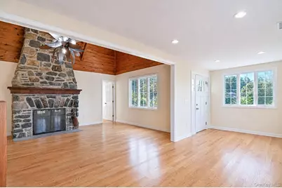 36 Sunset New Fairfield, Ct Trail, New Fairfield, NY 06812 - Photo 9