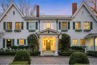 10 Hicks Lane, Port Washington, NY 11050 - Photo 5